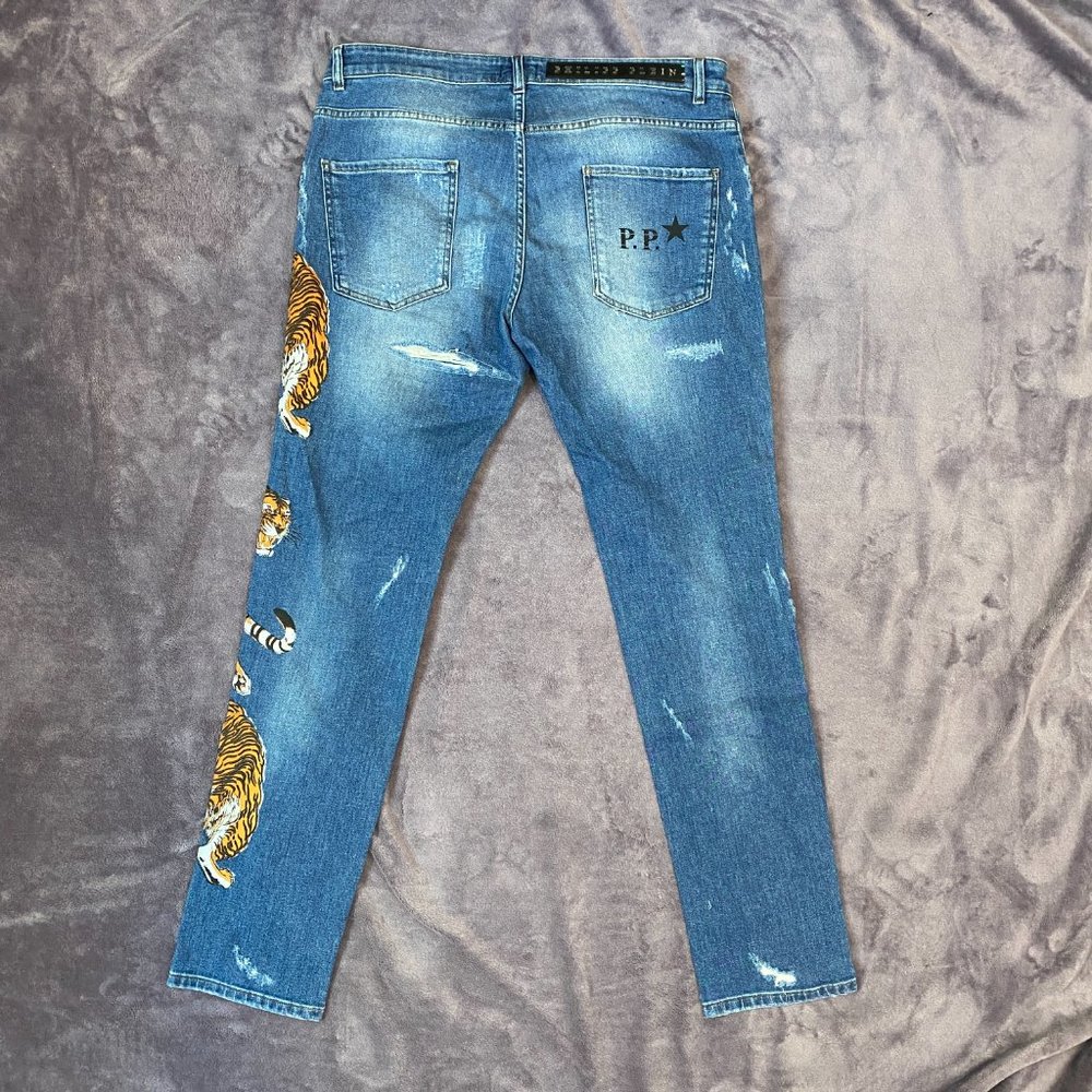 Philipp Plein Men's Blue Straight Leg Tiger Jeans - Picture 6 of 8